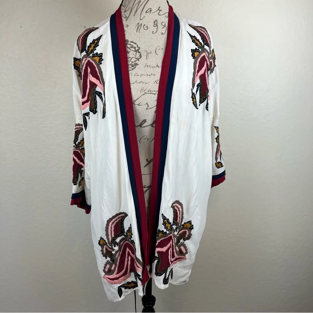 Anthro-Parodise- kimono style jacket with flower embroidery-Woman’s One size - Picture 1 of 14